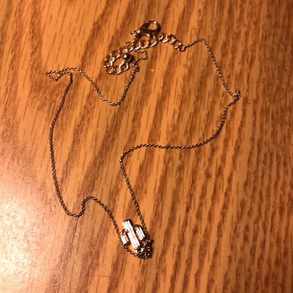 Three necklace - Picture 4 of 4